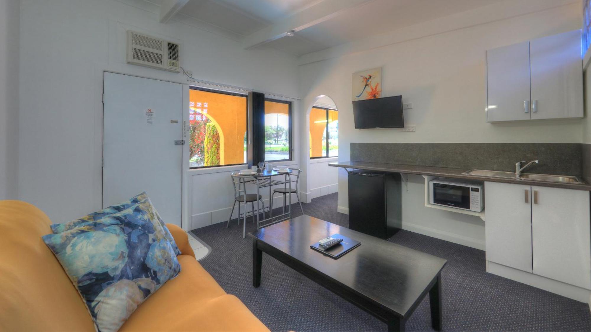 Twin Swans Motel Inverell Extérieur photo