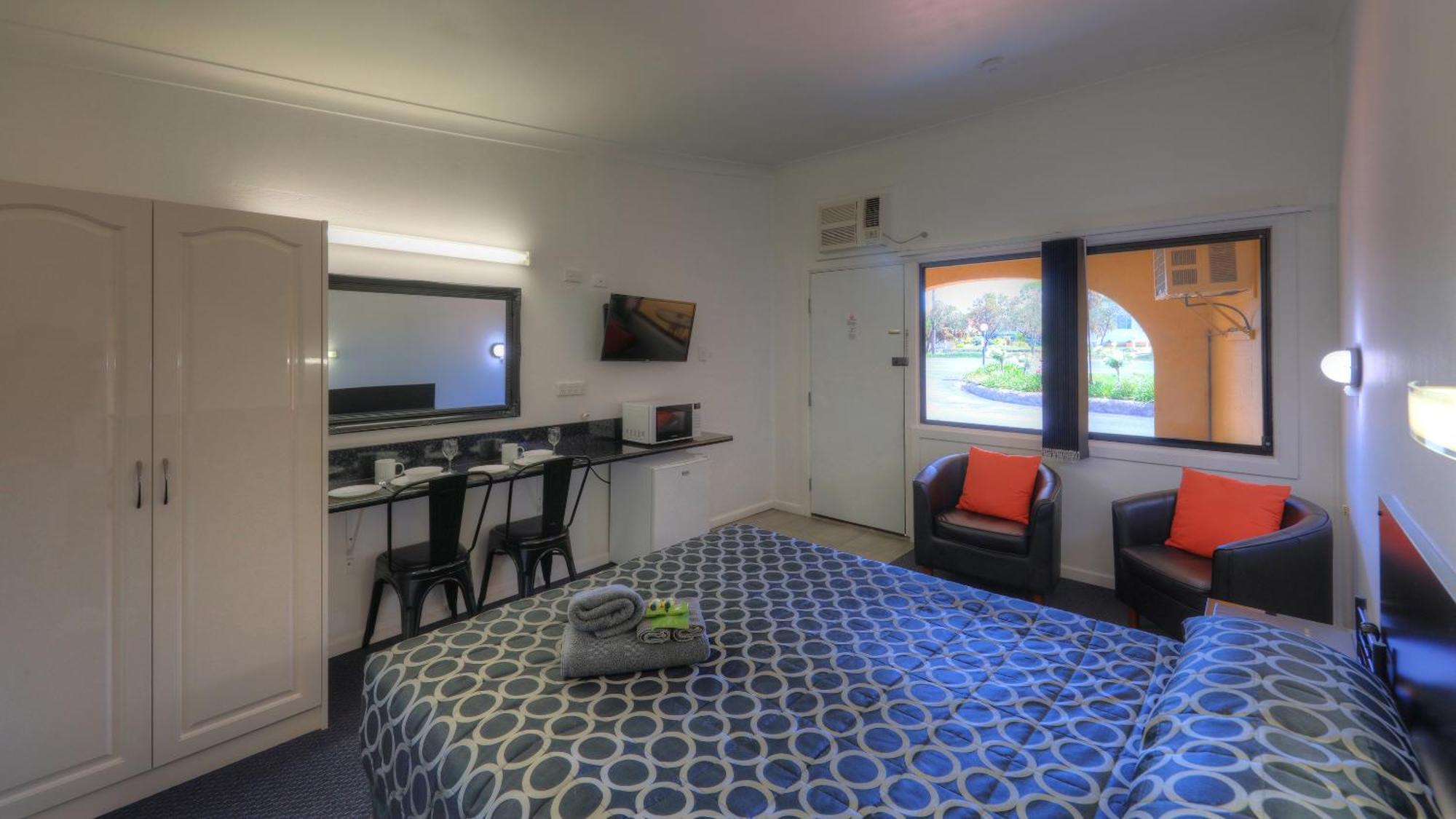 Twin Swans Motel Inverell Extérieur photo