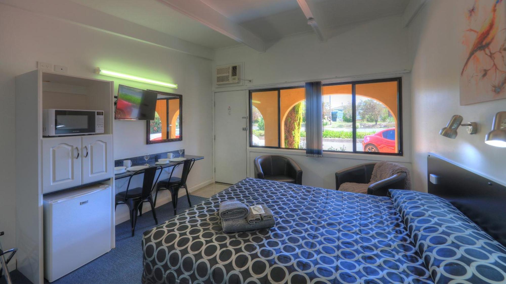 Twin Swans Motel Inverell Extérieur photo
