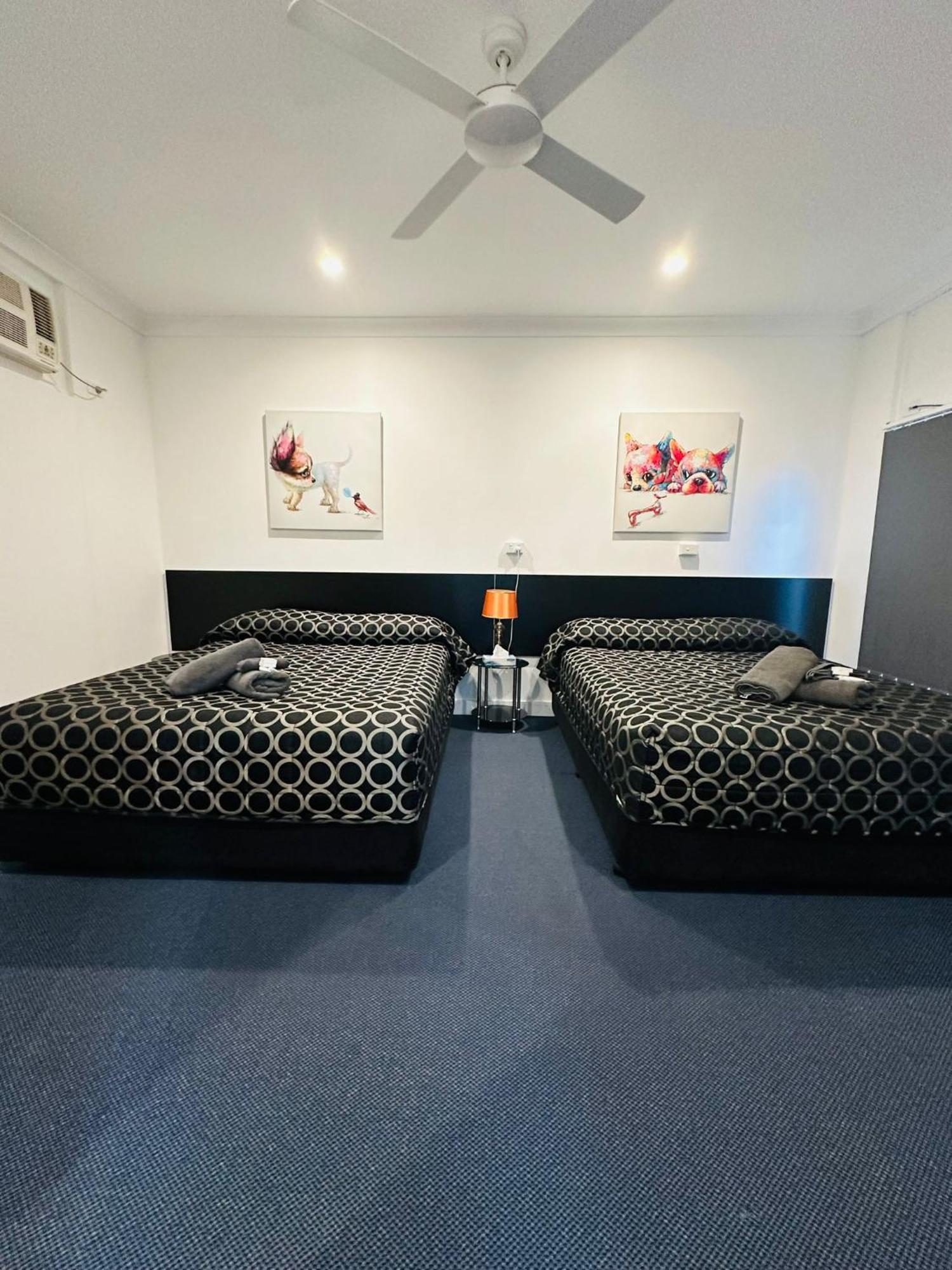 Twin Swans Motel Inverell Extérieur photo